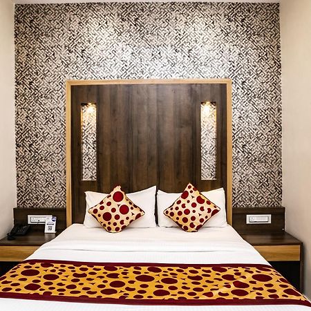 Hotel Stay Inn Бангалор Екстериор снимка