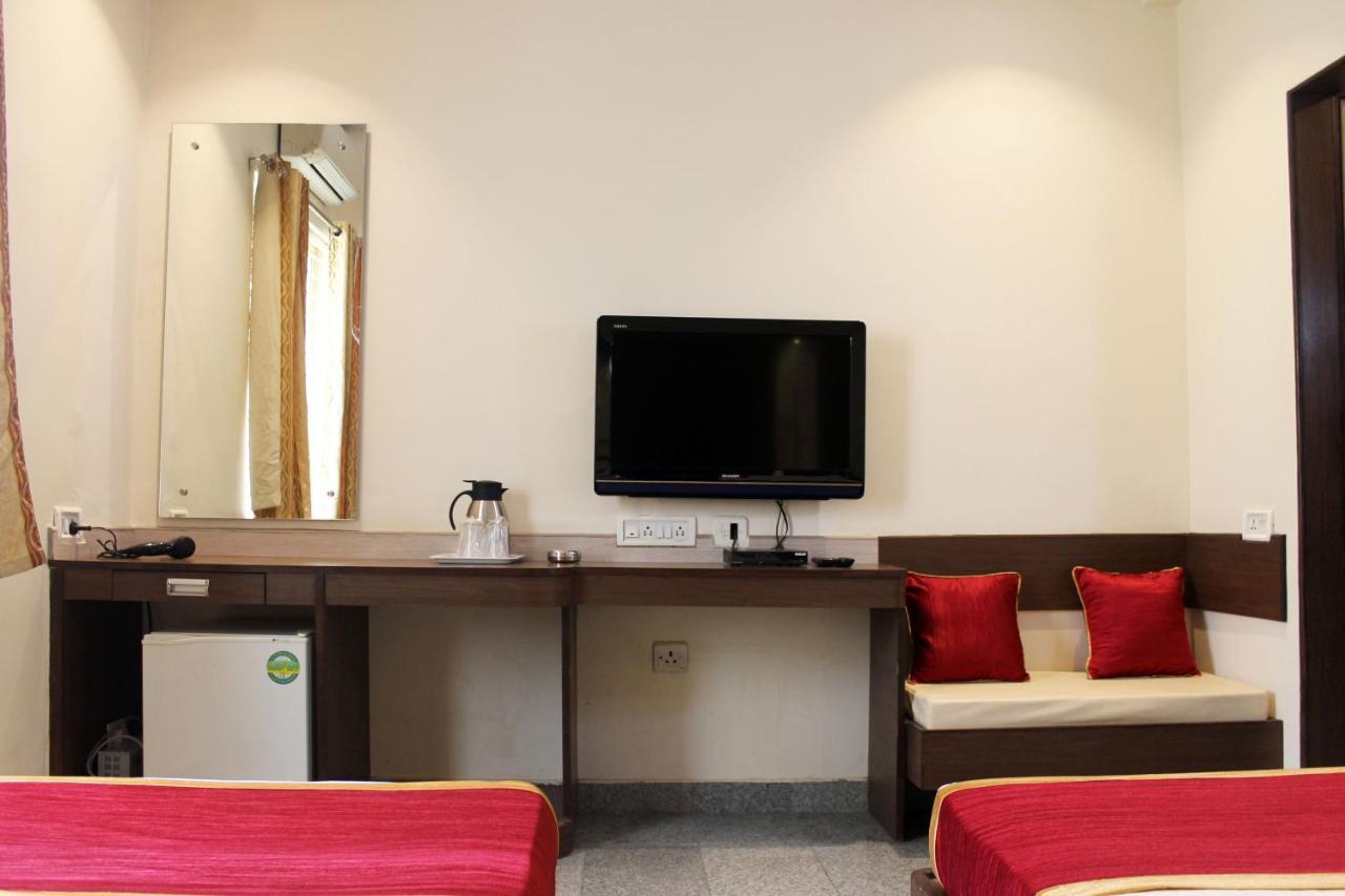 Hotel Stay Inn Бангалор Екстериор снимка