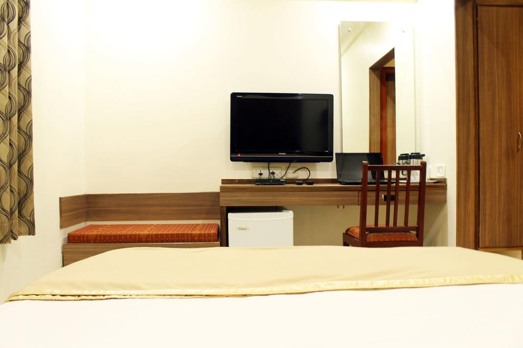 Hotel Stay Inn Бангалор Стая снимка