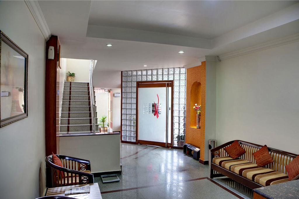 Hotel Stay Inn Бангалор Екстериор снимка