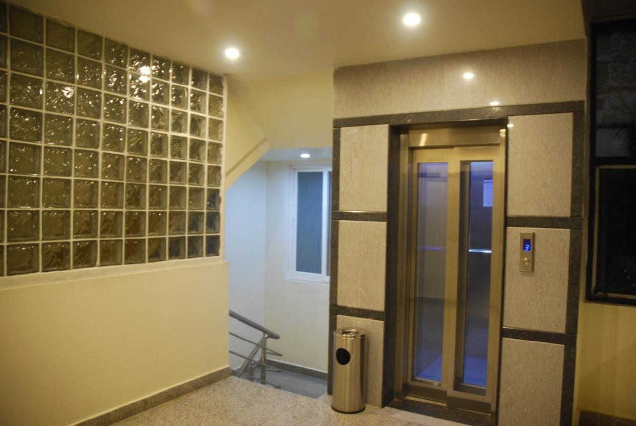 Hotel Stay Inn Бангалор Екстериор снимка